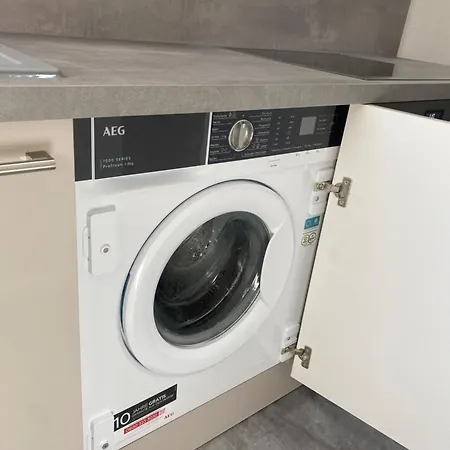 Modernes In Zentrale Lage Von *